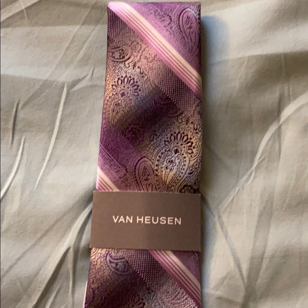 Neck tie